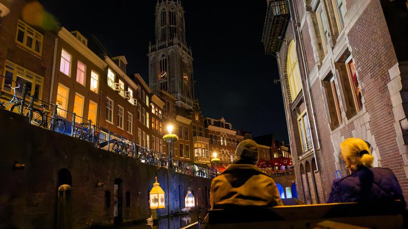 "Vaartocht vol verhalen" - De Telegraaf