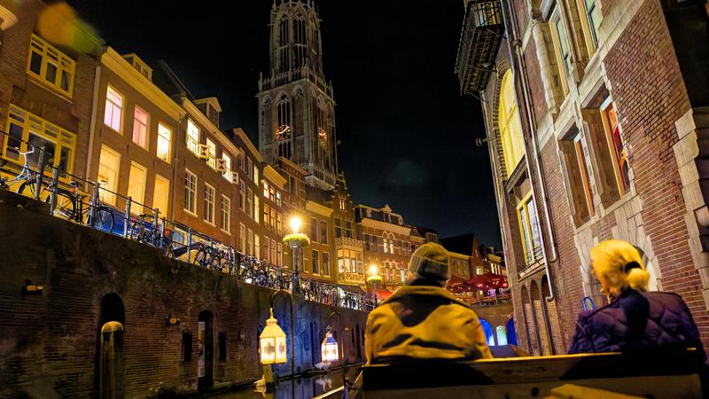 De Lichtjesvaarten in beeld